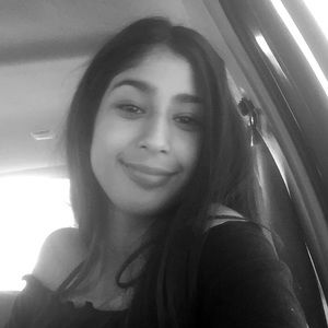 Meet your Posher, Carolina